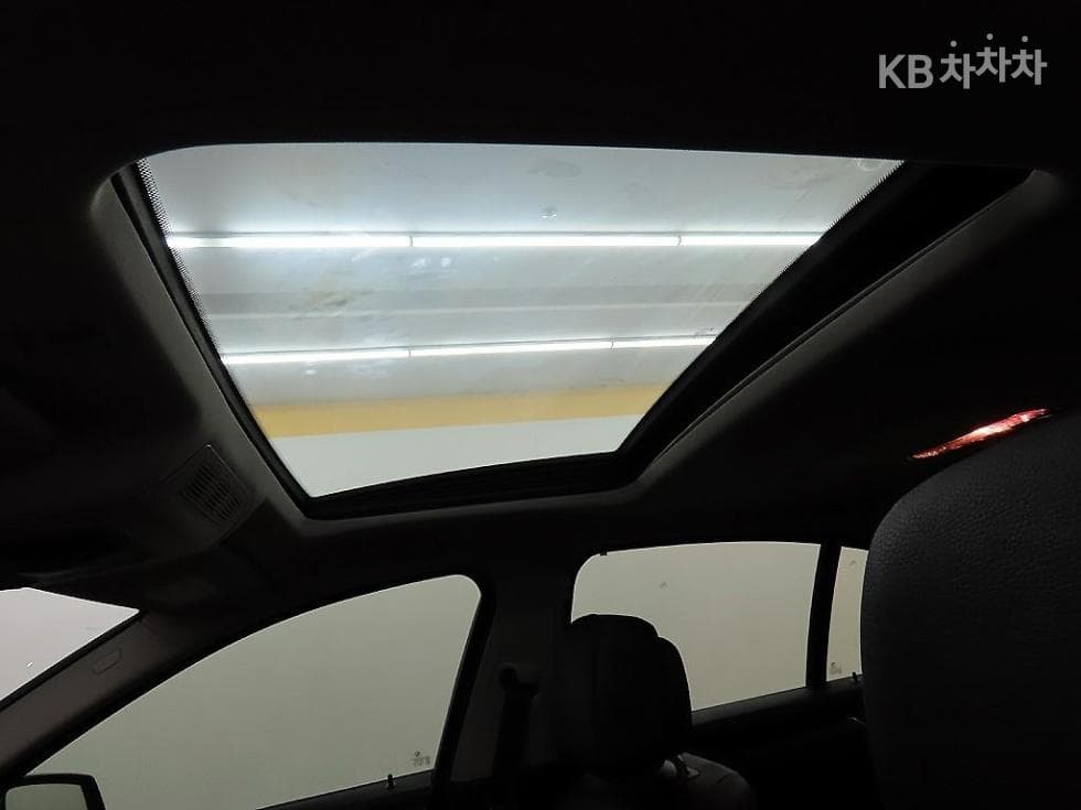 BMW New5 Series528i F10 - 18
