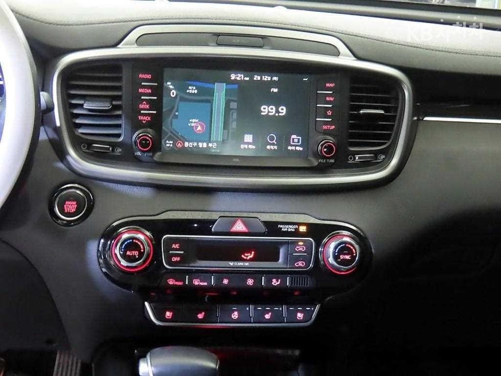 Kia The New (facelift) Sorento2.2 Diesel 2WD Noblesse - 11