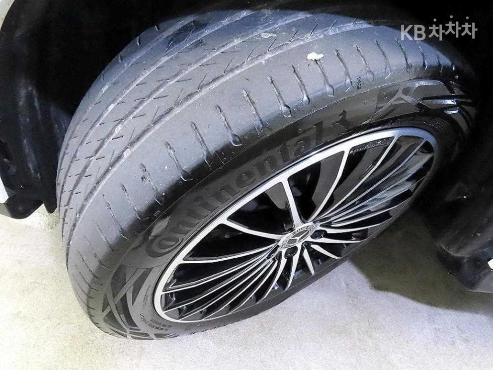 Mercedes-Benz GLC(X254)GLC300 4Matic Standard - 20