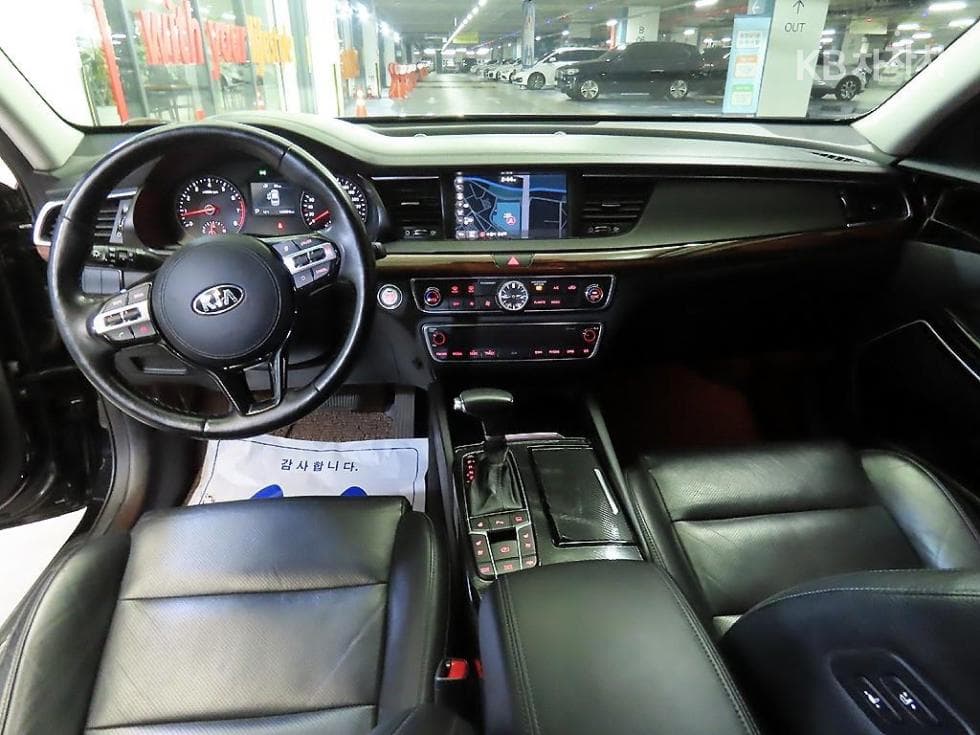 Kia All New K72.4 GDI Prestige - 10