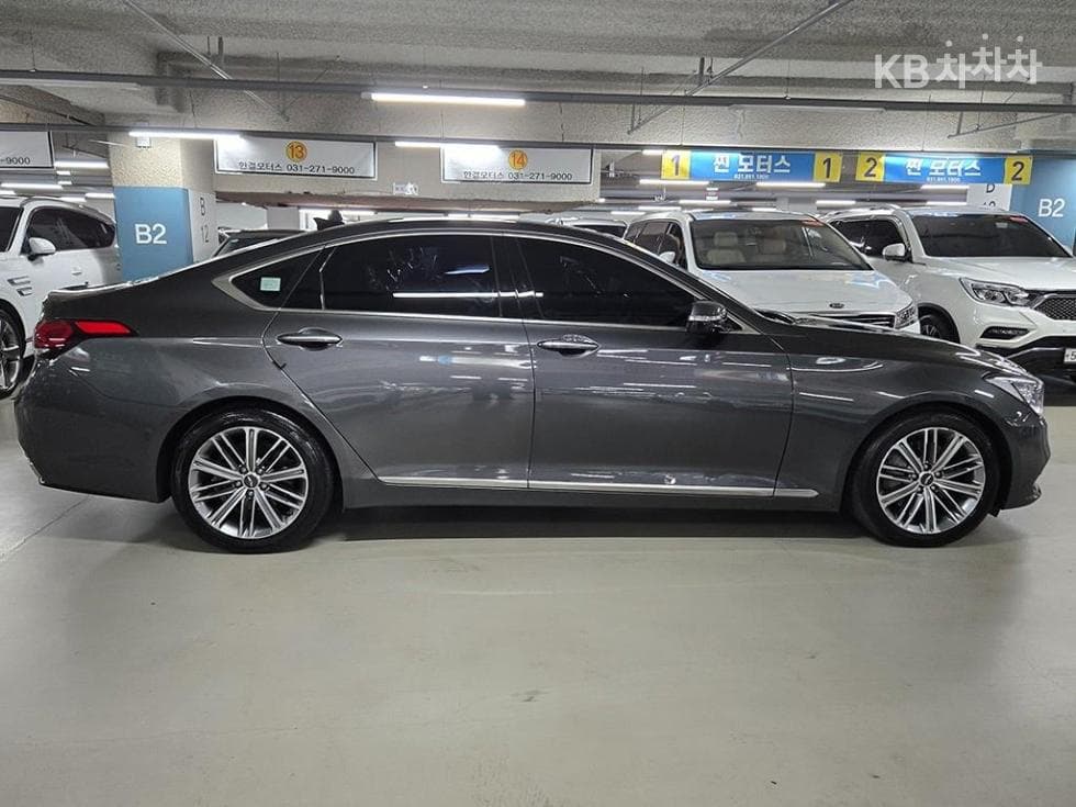 Genesis G803.3 GDI AWD Luxury - 3