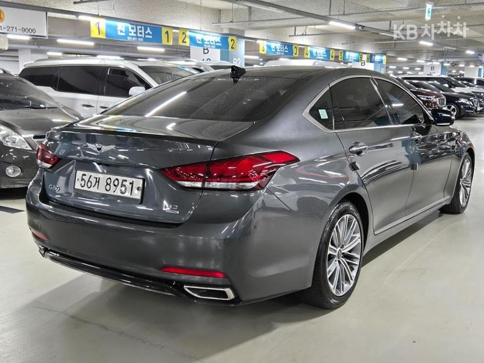Genesis G803.3 GDI AWD Luxury - 4