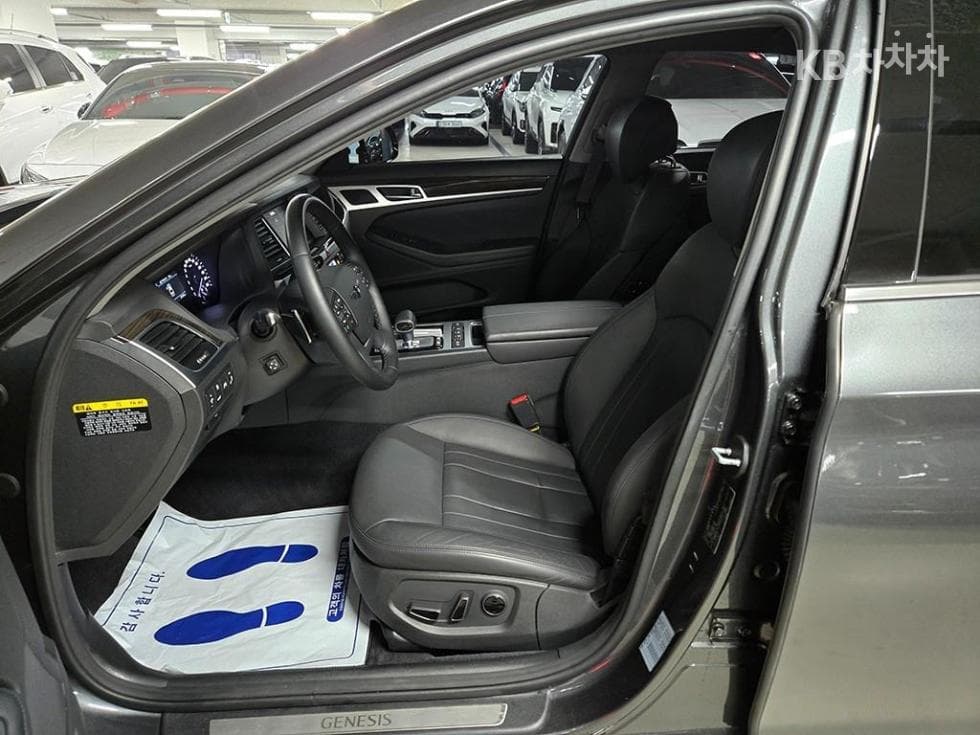 Genesis G803.3 GDI AWD Luxury - 6
