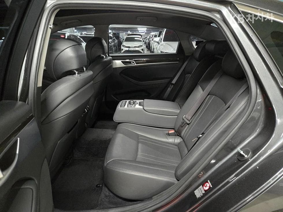 Genesis G803.3 GDI AWD Luxury - 7