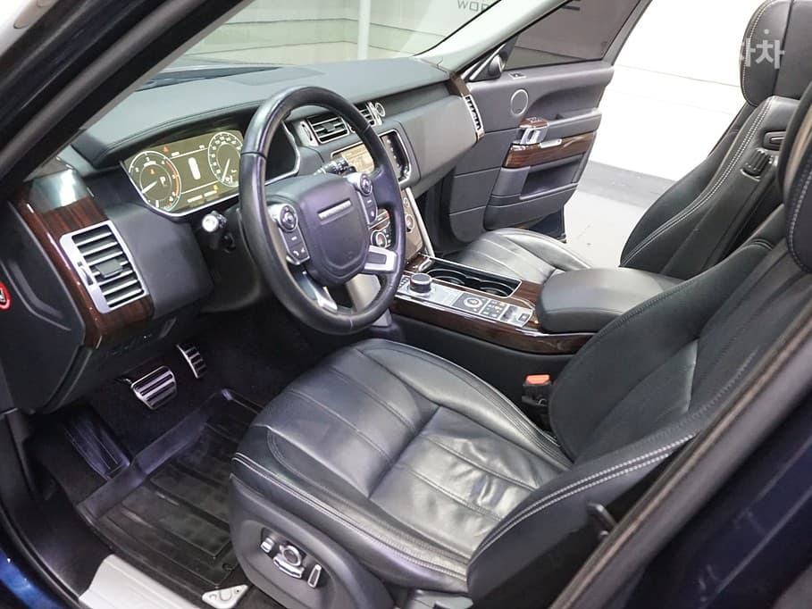 Land Rover New Range Rover4.4 SDV8 보그 SE 405 - 7