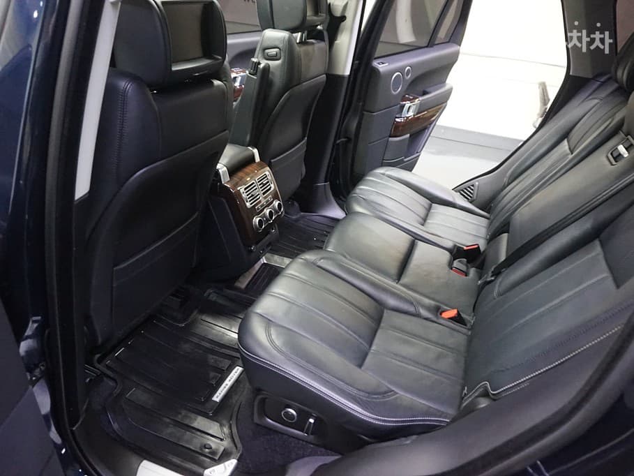 Land Rover New Range Rover4.4 SDV8 보그 SE 405 - 8