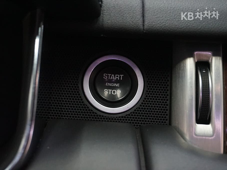 Land Rover New Range Rover4.4 SDV8 보그 SE 405 - 14
