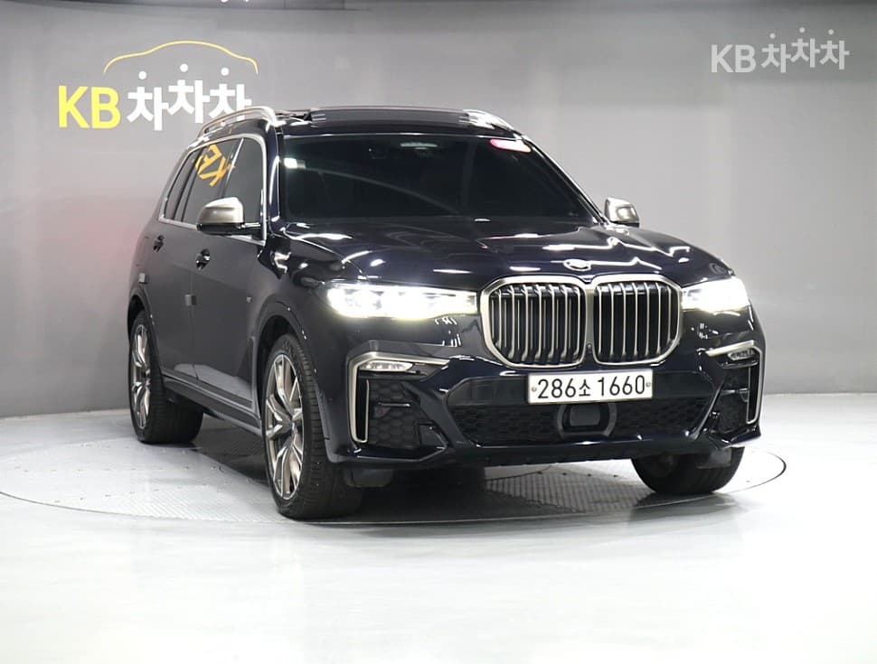 BMW X7(G07)M50i Standard - 2