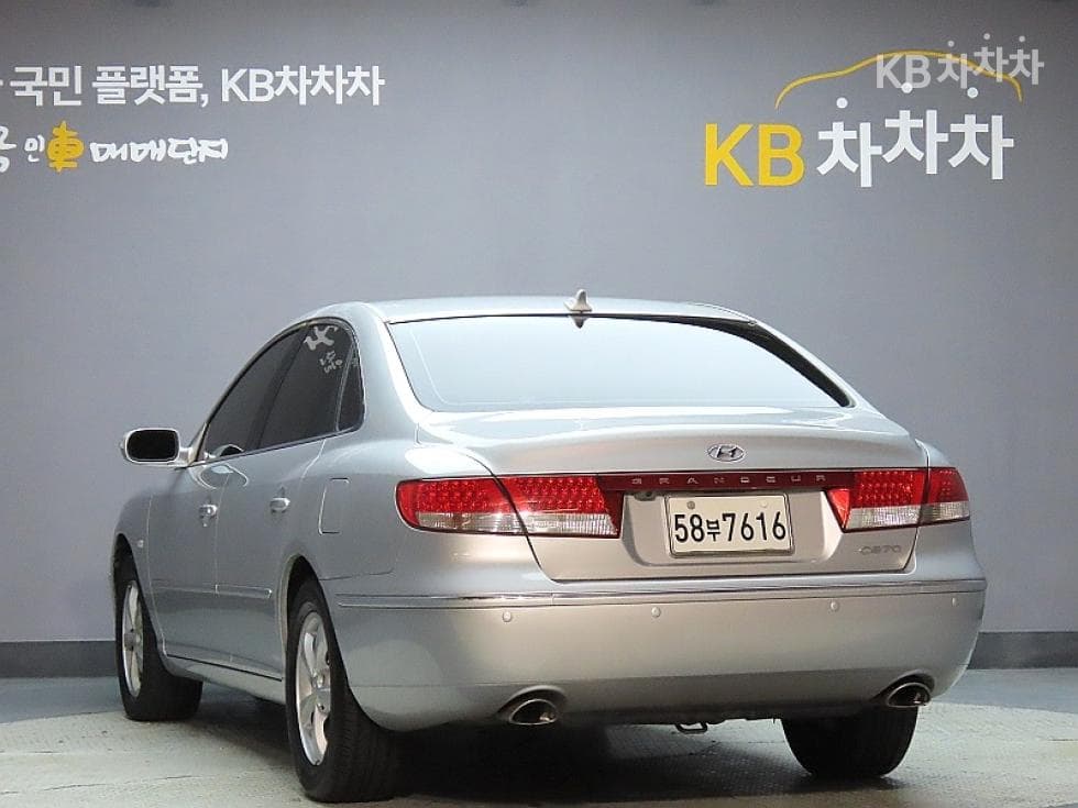Хюндай Grandeur (Azera)TGQ270 Luxury Стандартен - 4