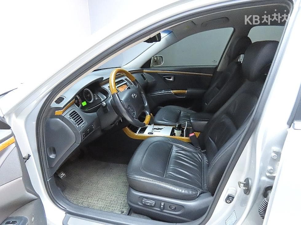 Хюндай Grandeur (Azera)TGQ270 Luxury Стандартен - 10