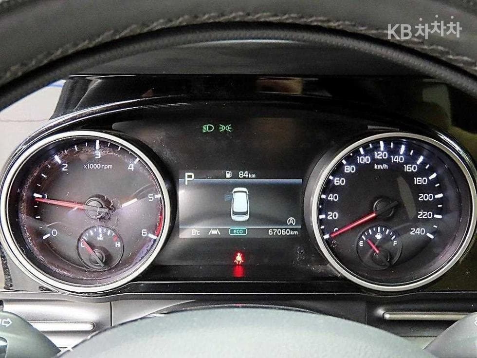 Киа Канивал 4-то поколениеD2.2 9-местен Престиж - 8
