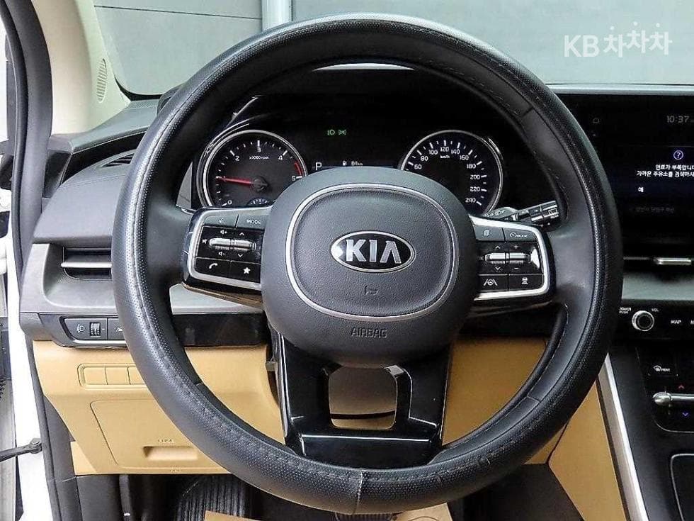 Киа Канивал 4-то поколениеD2.2 9-местен Престиж - 9