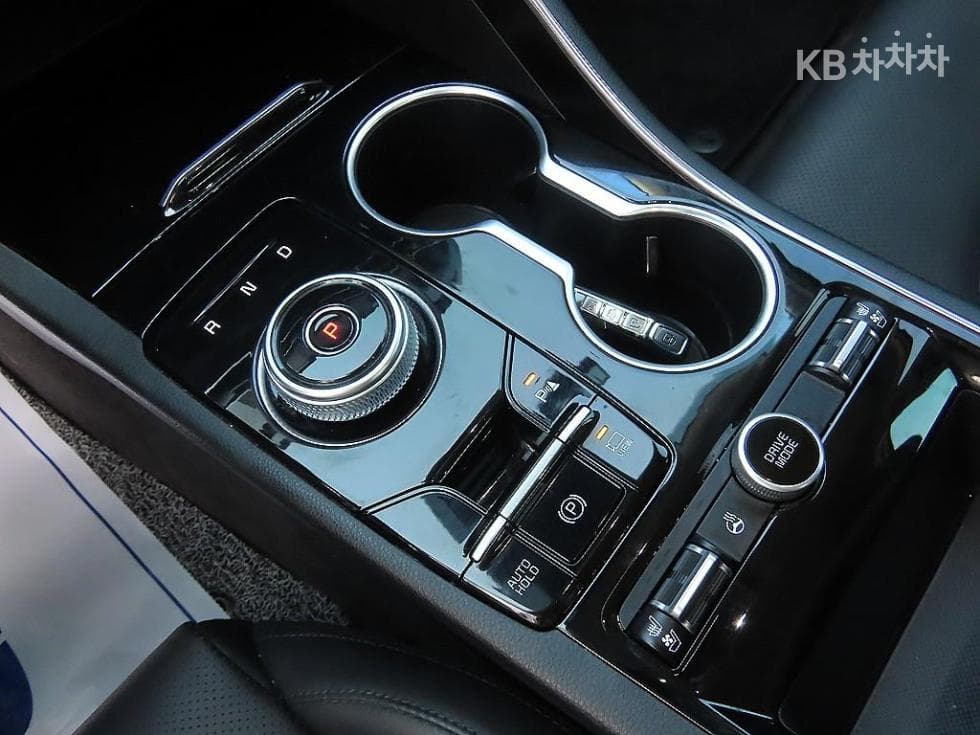 Kia K5 Hybrid 3rd Gen2.0 HEV Noblesse - 9