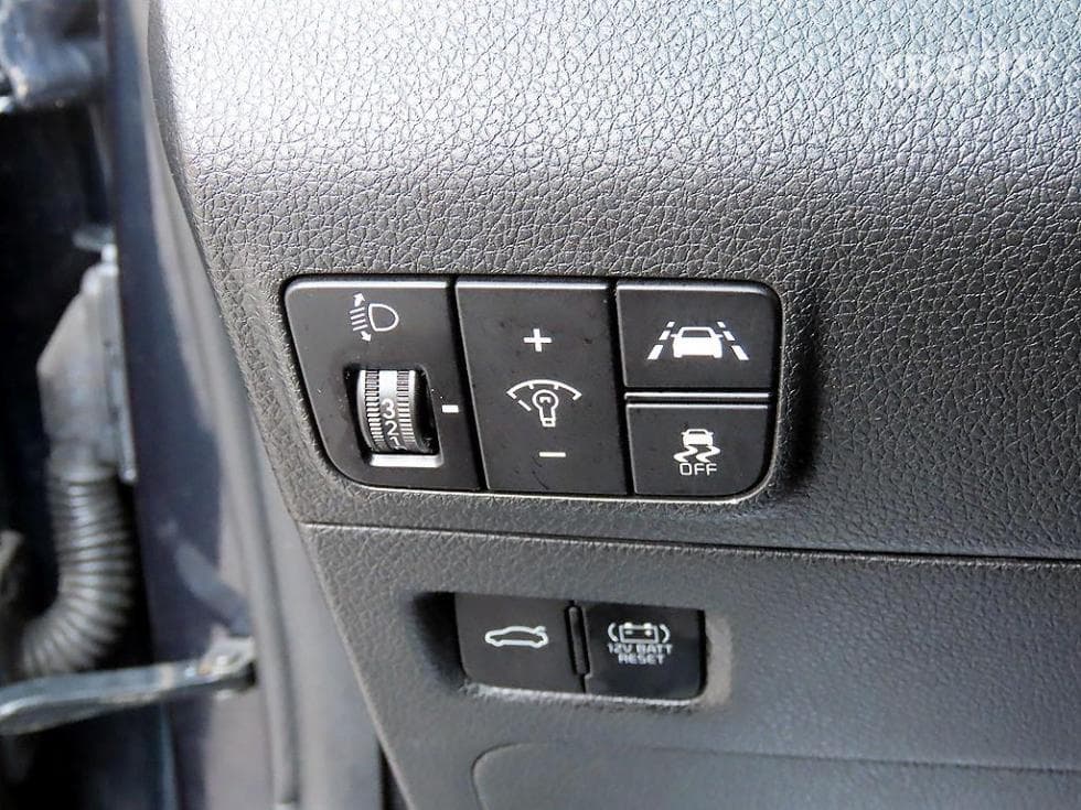Kia K5 Hybrid 3rd Gen2.0 HEV Noblesse - 12