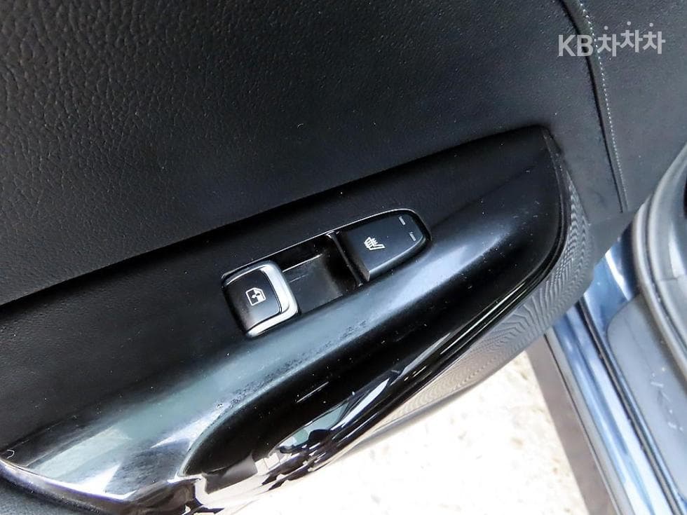 Kia K5 Hybrid 3rd Gen2.0 HEV Noblesse - 15