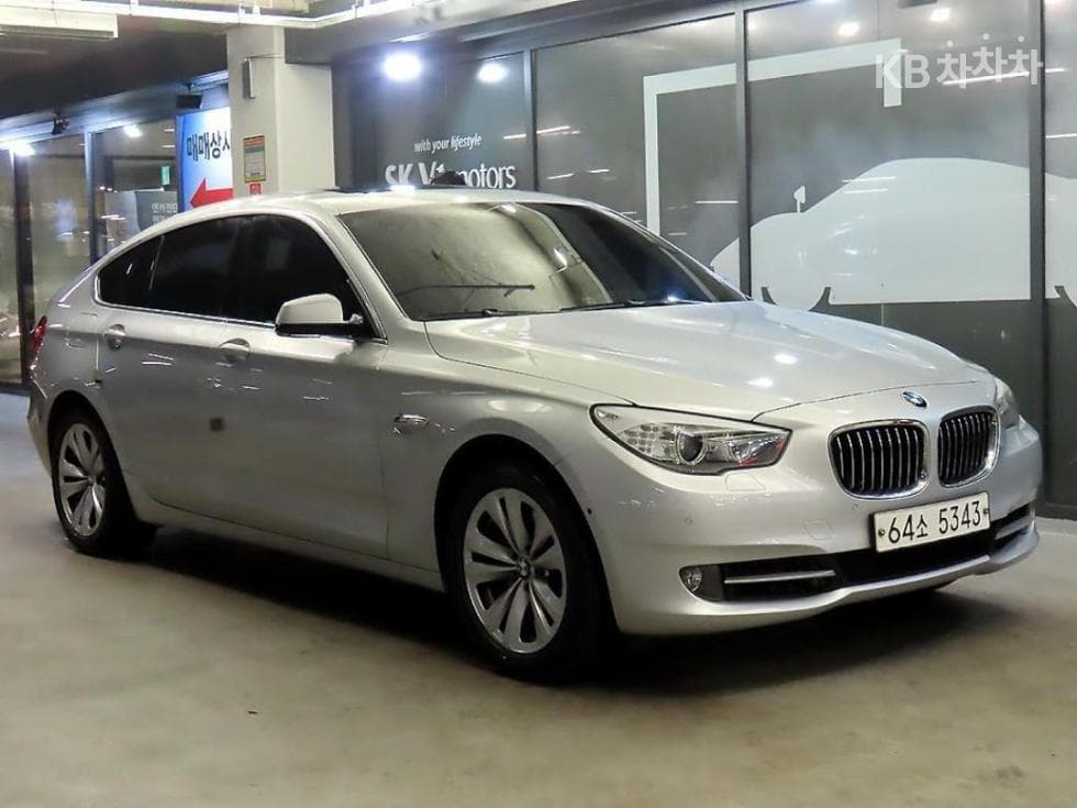 BMW Gran Turismo 5 Series GT xDrive F07 (11년~) - Image 1