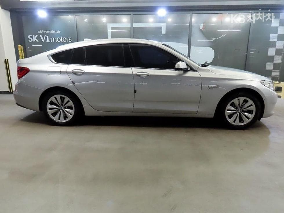 BMW Gran Turismo5 Series GT xDrive F07 - 3