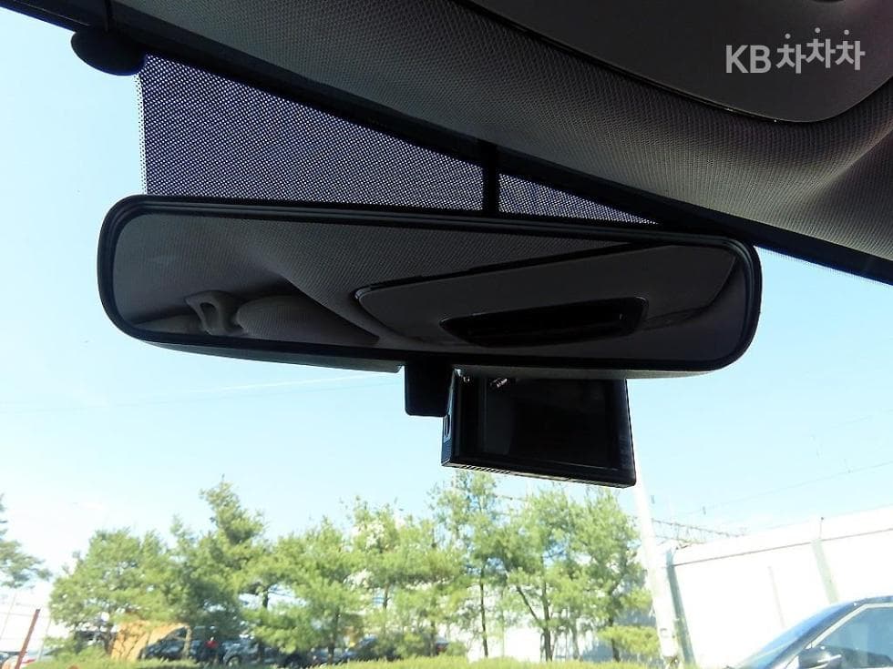 Hyundai Sonata (DN8)2.0 LPG Rental car Smart - 16