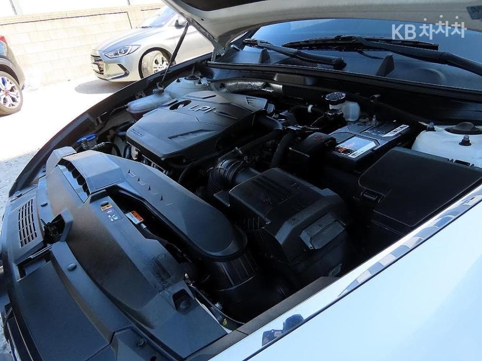Hyundai Sonata (DN8)2.0 LPG Rental car Smart - 19