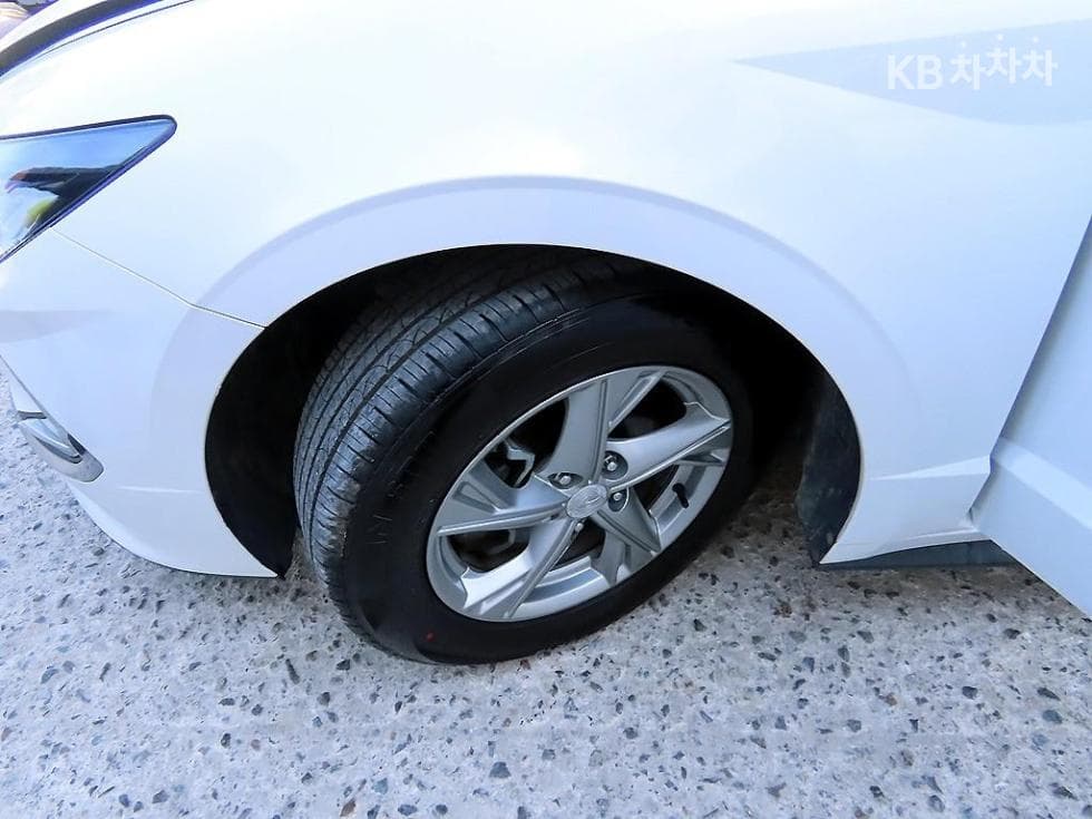 Hyundai Sonata (DN8)2.0 LPG Rental car Smart - 20