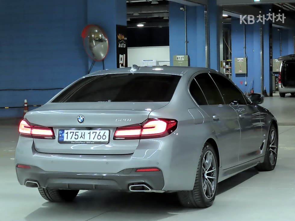 BMW 올New5 Series (G30)520i M Sport - 4