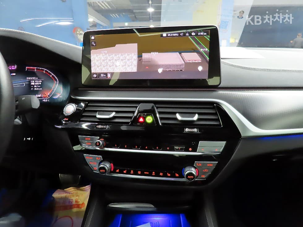 BMW 올New5 Series (G30)520i M Sport - 11