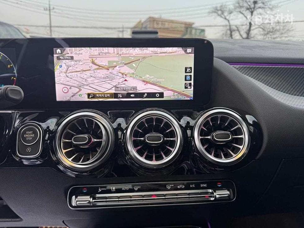Mercedes-Benz GLA H247M-AMG GLA 45 4Matic+ Стандартен - 11