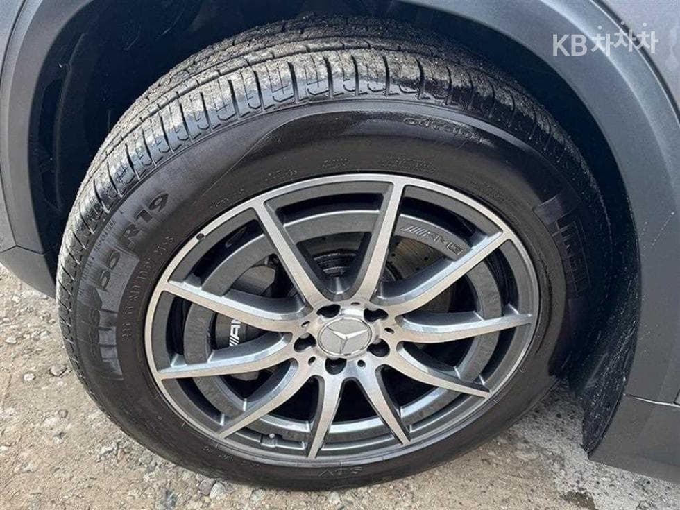 Mercedes-Benz GLA H247M-AMG GLA 45 4Matic+ Стандартен - 19