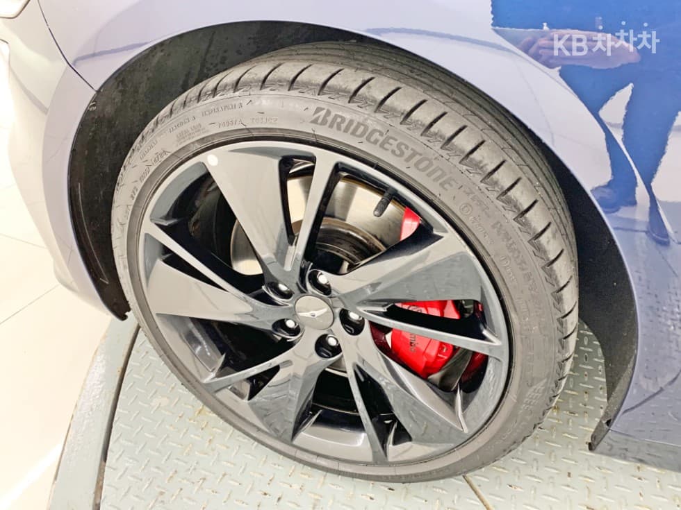 Genesis G702.0T AWD Sport Package - 5