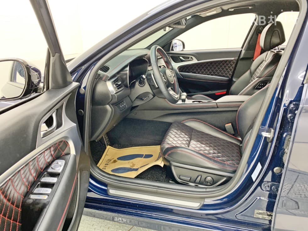Genesis G702.0T AWD Sport Package - 10