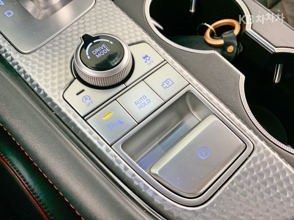 Genesis G702.0T AWD Sport Package - 21