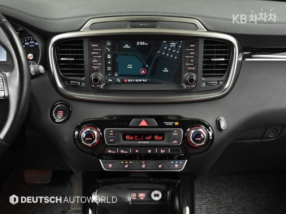 Киа The New (фейслифт) Sorento2.0 Дизел 2WD Noblesse - 14