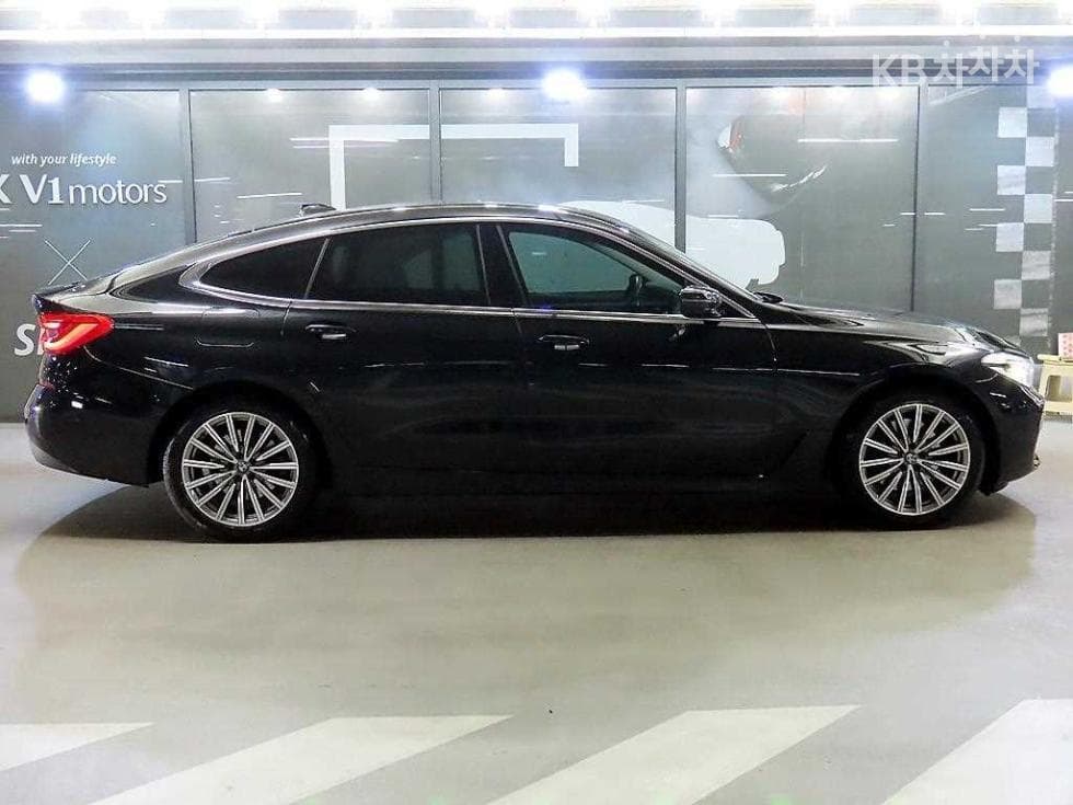 BMW Gran Turismo6 Series GT 630d xDrive Luxury Line - 3