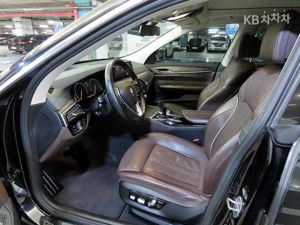 BMW Gran Turismo6 Series GT 630d xDrive Luxury Line - 6