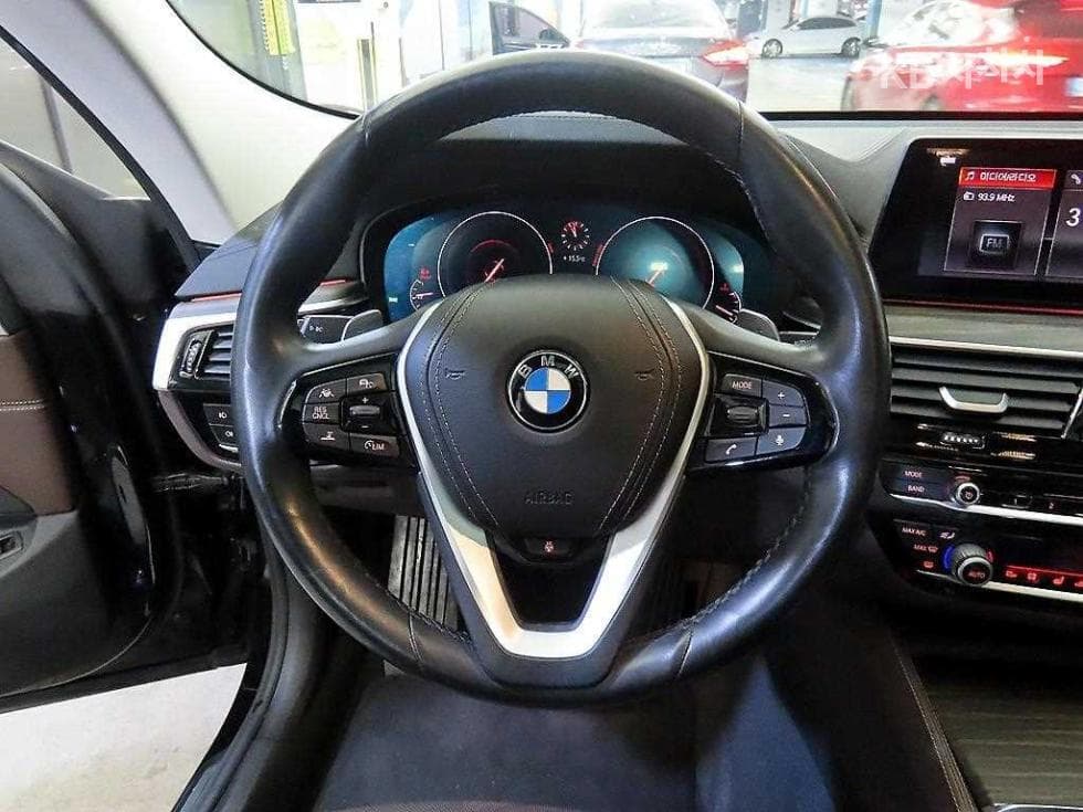 BMW Gran Turismo6 Series GT 630d xDrive Luxury Line - 8