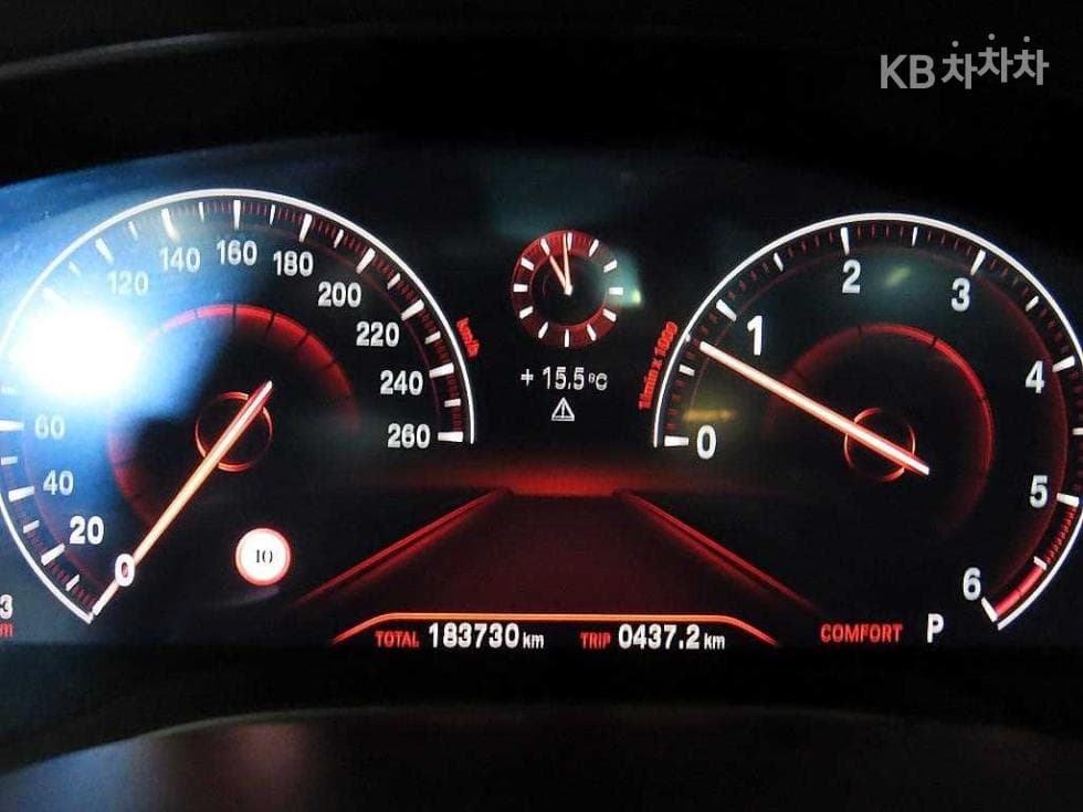 BMW Gran Turismo6 Series GT 630d xDrive Luxury Line - 9