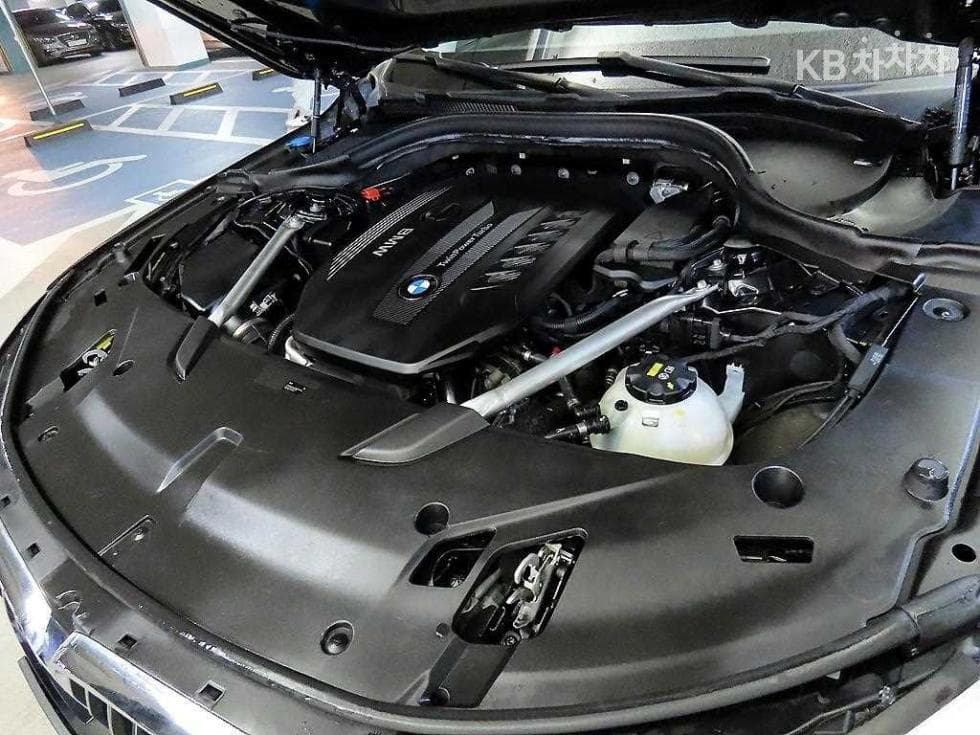 BMW Gran Turismo6 Series GT 630d xDrive Luxury Line - 19