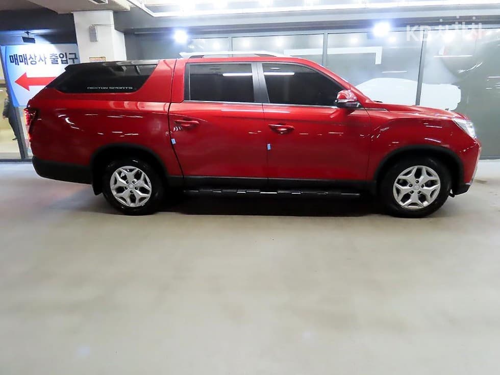 KG Mobility The New (facelift) Rexton Sports Khan2.2 4WD Prestige - 3