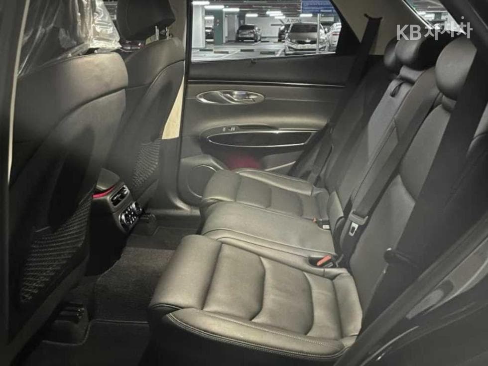 Дженезис GV70Бензин 2.5T AWD - 7