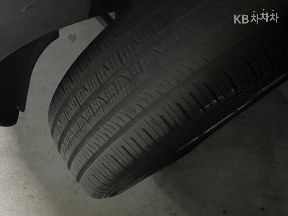 Дженезис GV70Бензин 2.5T AWD - 20