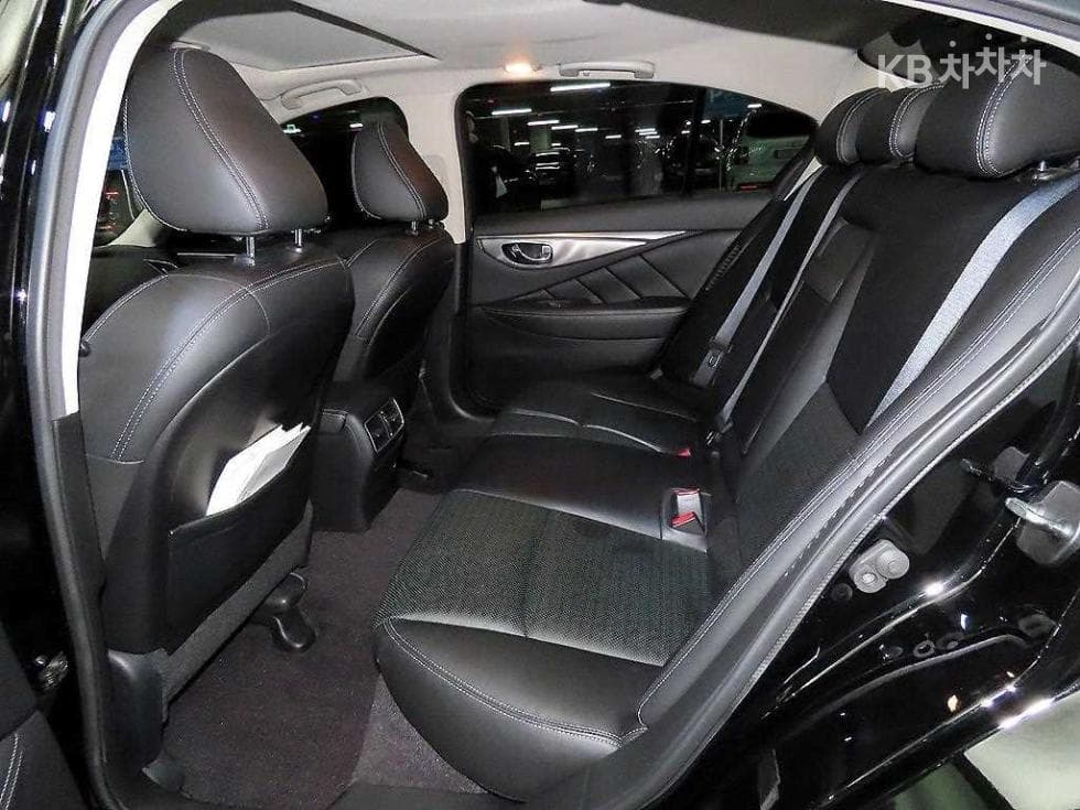Seater피니티 Q503.5 S Hybrid Essence - 7