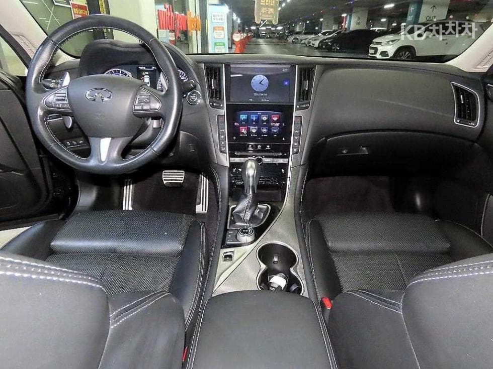 Seater피니티 Q503.5 S Hybrid Essence - 10