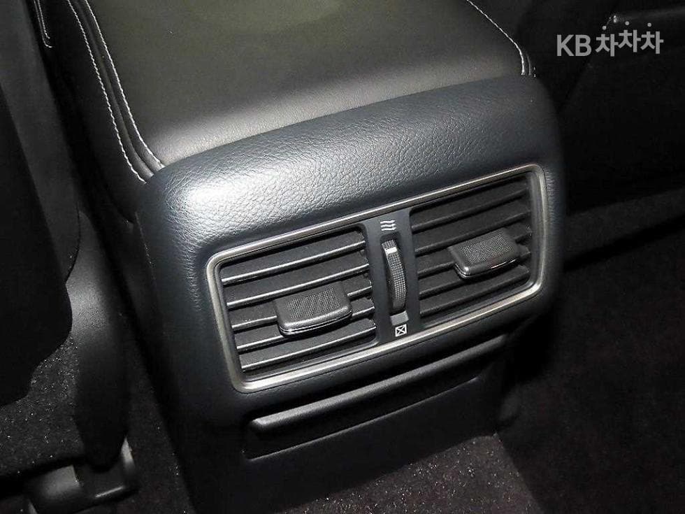 Seater피니티 Q503.5 S Hybrid Essence - 13