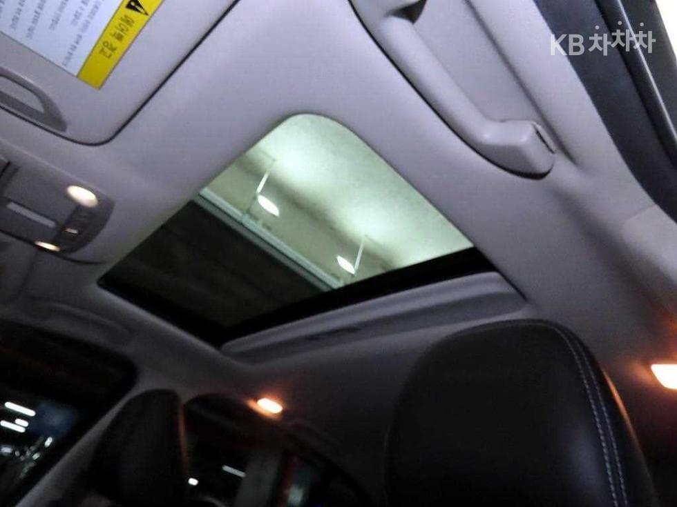 Seater피니티 Q503.5 S Hybrid Essence - 18