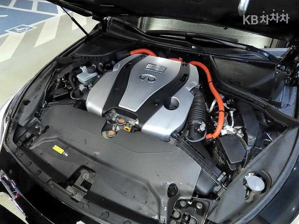 Seater피니티 Q503.5 S Hybrid Essence - 19