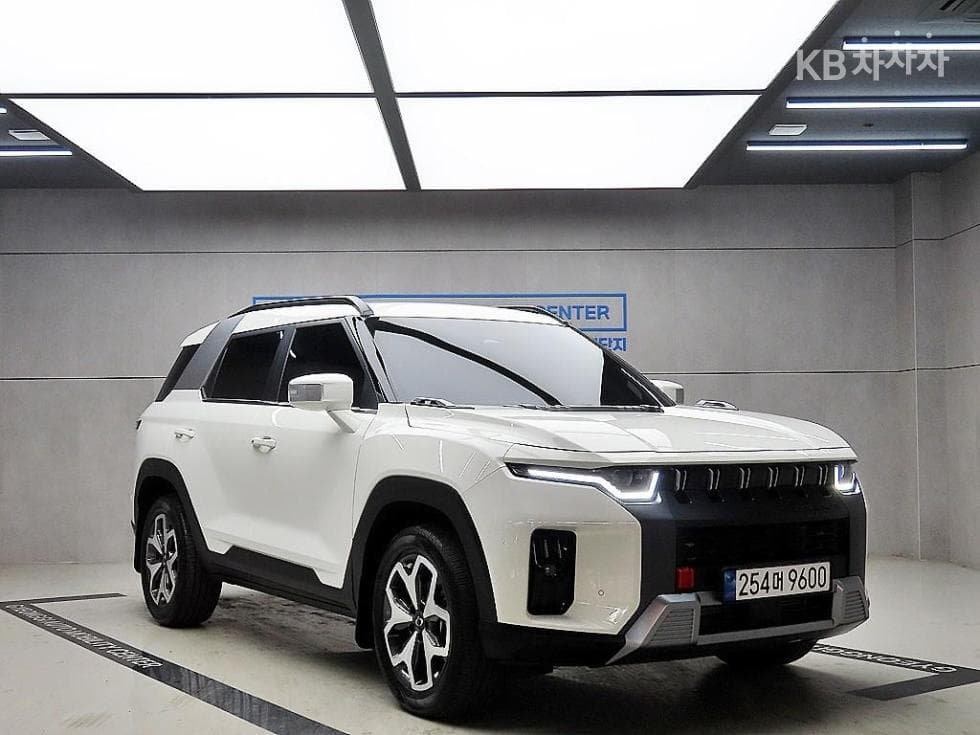 КейДжи Мобилити 토레스(J100) 1.5 GDI Турбо T7 - Image 1
