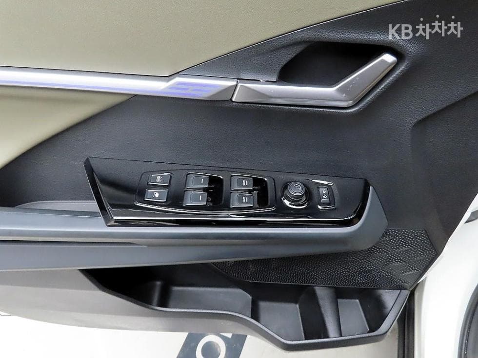 КейДжи Мобилити 토레스(J100)1.5 GDI Турбо T7 - 11