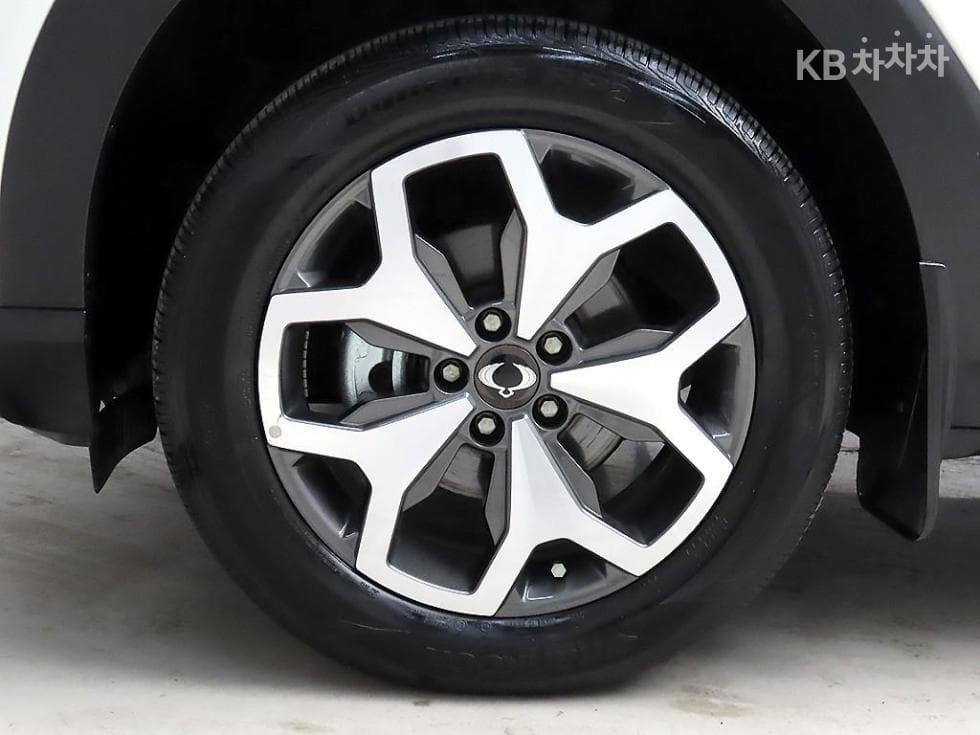КейДжи Мобилити 토레스(J100)1.5 GDI Турбо T7 - 20