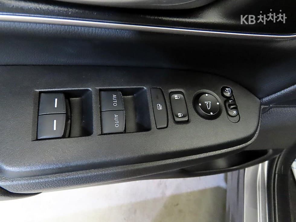 혼다 CR-V 5세대1.5 2WD EX-L - 12