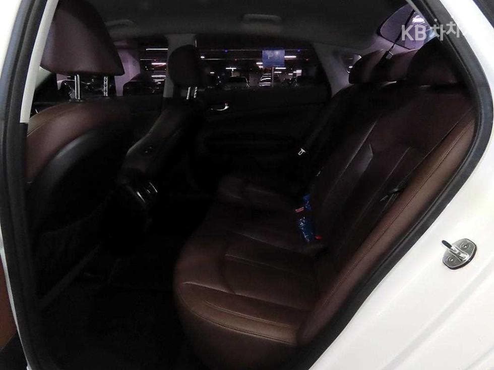 Kia K5 Second generation2.0 Gasoline MX Noblesse - 7